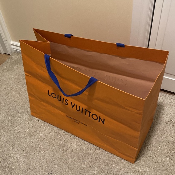 Authentic LV  paper shopping bag , 23inches and 18 inches . - Picture 2 of 3